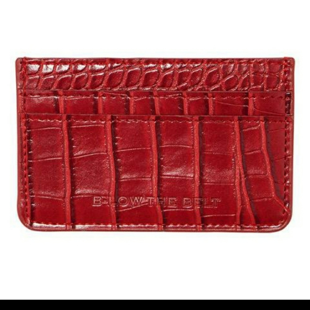 B-low the belt| Croc card case holder
